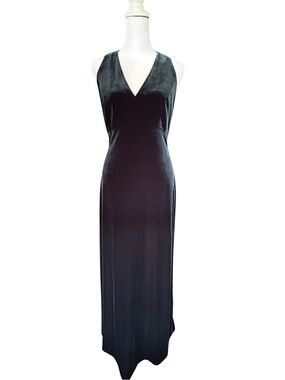 Green V-Neck Velvet Evening Dress